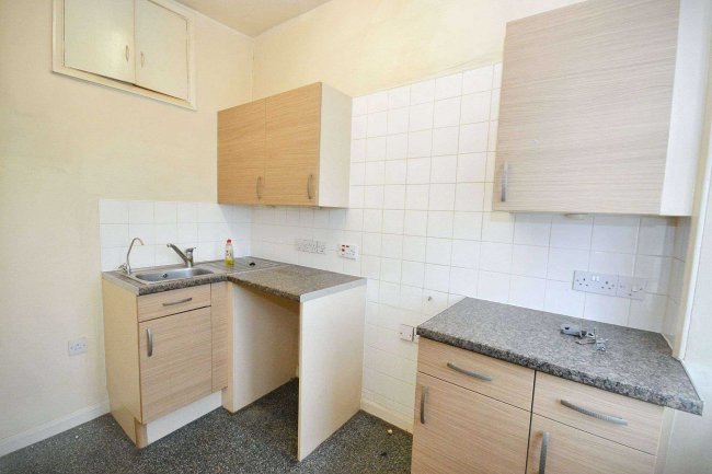 149D Ledbury Road, London W11 1HR 5