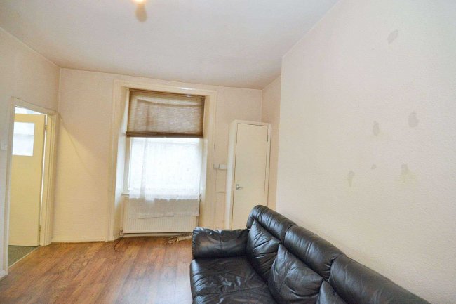 149D Ledbury Road, London W11 1HR 5