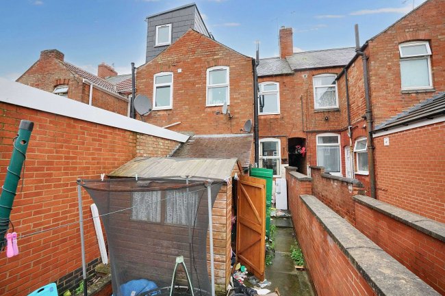 52 Parry Street, Leicester, LE5 3NN 4