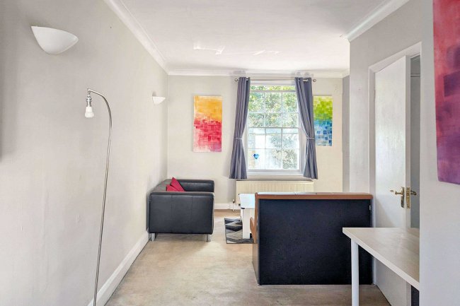 37C St Georges Square, Pimlico, London, SW1V 3QN 9