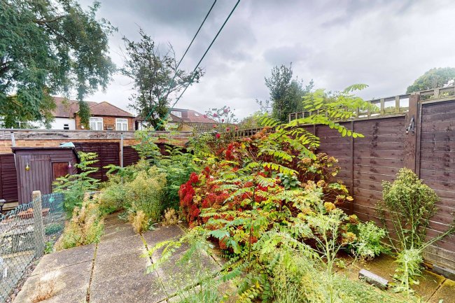 49 Blandford Road, Southall, UB2 4JY 8