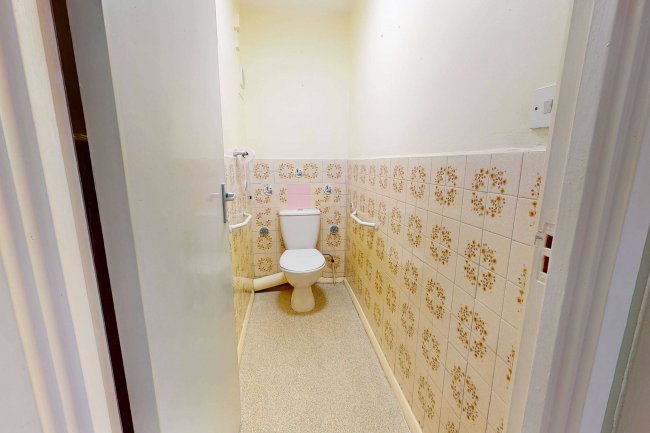 49 Blandford Road, Southall, UB2 4JY 8