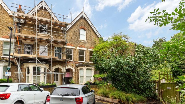 Flat B, 9 The Grove, Finsbury Park, London, N4 4HJ 4