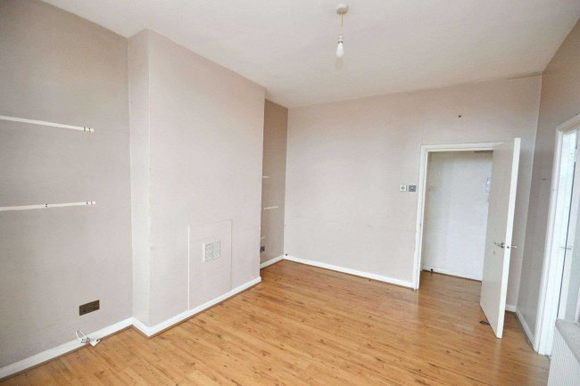 37B Scrubs Lane, Harlesden, London, NW10 6AA 4