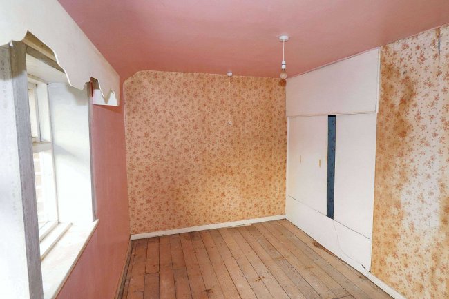 41 Woodbrook Avenue, Halifax, HX2 8PZ 3