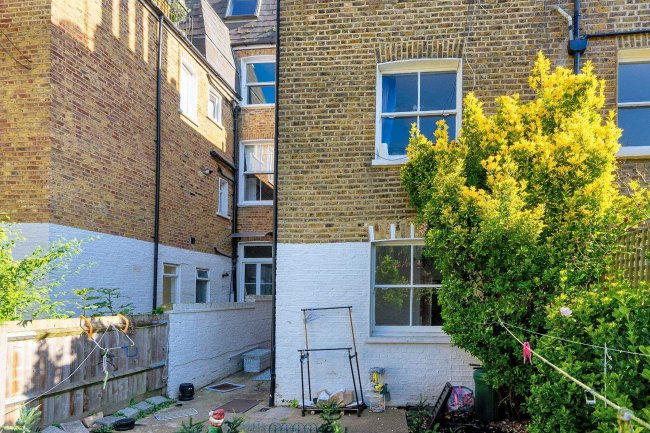 43A Agate Road, Hammersmith, London W6 0AL 9