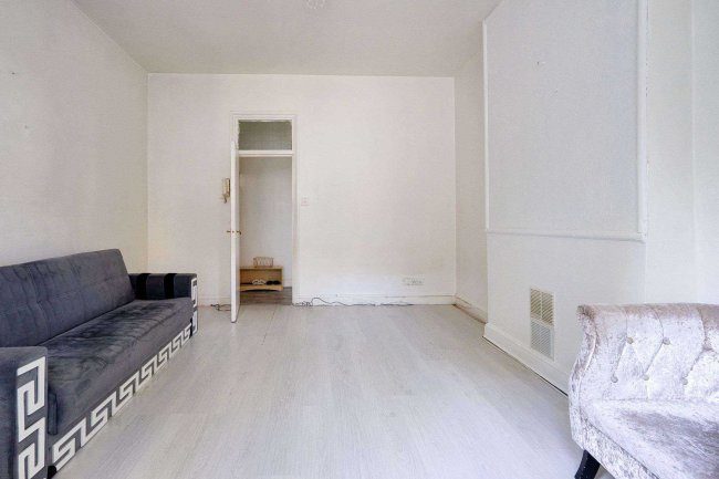 43A Agate Road, Hammersmith, London W6 0AL 9