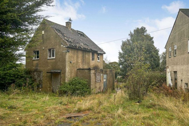 3 Newlands Avenue, Sowerby Bridge, West Yorkshire, HX6 1HH 6