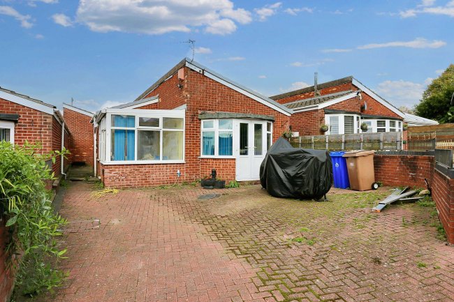 5 Wilmot Grove, Stoke-On-Trent, ST3 5SF 7