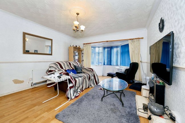 5 Wilmot Grove, Stoke-On-Trent, ST3 5SF 7