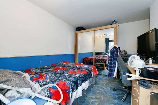 5 Wilmot Grove, Stoke-On-Trent, ST3 5SF 7