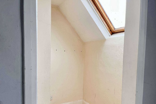 76 Endlesham Road, Balham, London SW12 8JL 2