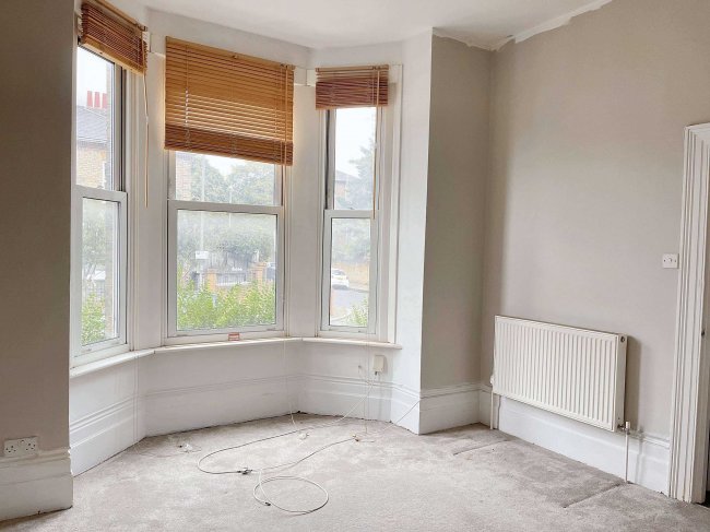 76 Endlesham Road, Balham, London SW12 8JL 2