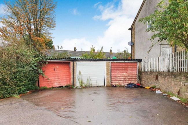 Firs Lane (1) Garages, Potters Bar, EN6 2QH 5