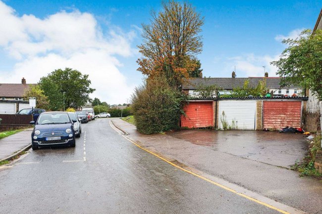 Firs Lane (1) Garages, Potters Bar, EN6 2QH 5