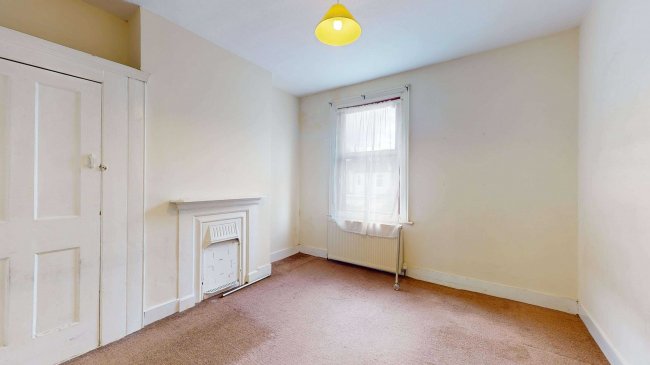 18 Bridge Road, East Ham, London, E6 2AG 7