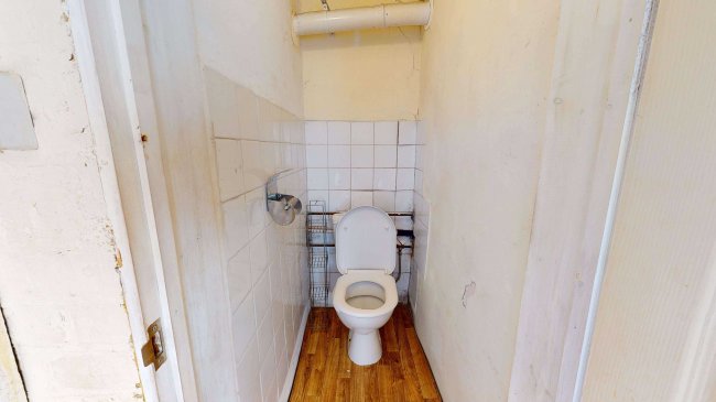 18 Bridge Road, East Ham, London, E6 2AG 7