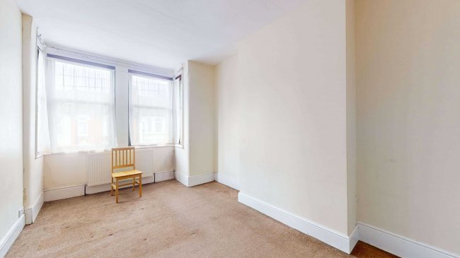 18 Bridge Road, East Ham, London, E6 2AG 7