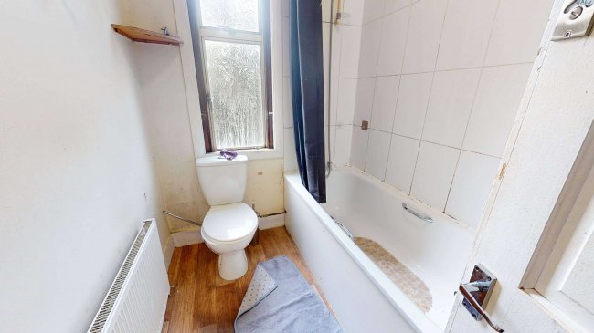 18 Bridge Road, East Ham, London, E6 2AG 7