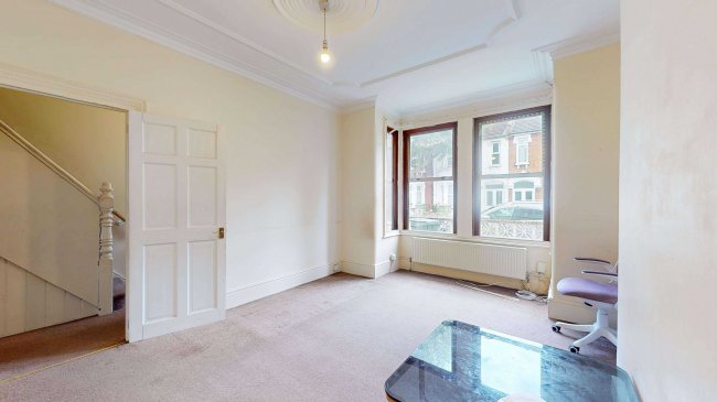 18 Bridge Road, East Ham, London, E6 2AG 7