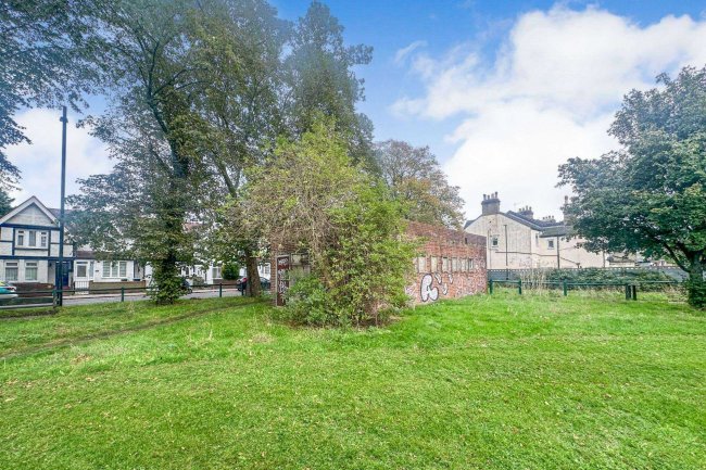 Former WC Block, Green Street, Enfield EN3 7LT 10