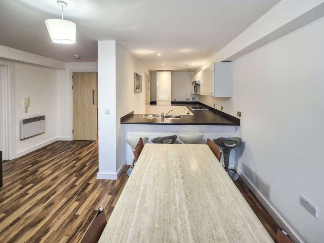 Apartment 199, The Quadrangle, 1 Lower Ormond Street, Manchester M1 5QE 3