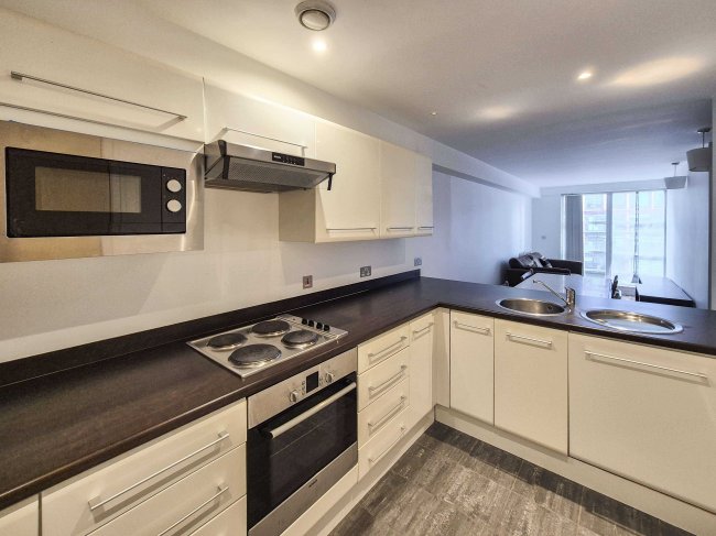 Apartment 199, The Quadrangle, 1 Lower Ormond Street, Manchester M1 5QE 3