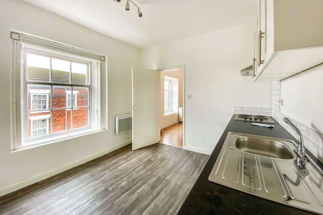 17-23 Queen Street and 2 Waterloo Street, Market Rasen, Lincolnshire, LN8 3ES 1