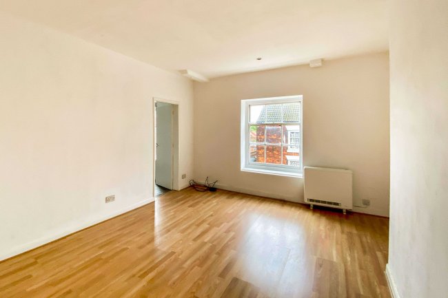 17-23 Queen Street and 2 Waterloo Street, Market Rasen, Lincolnshire, LN8 3ES 1