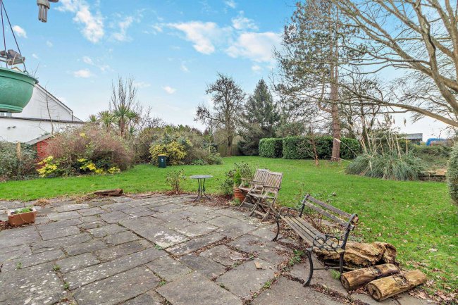 Blue House Farm, Peterstone Wentlooge, Cardiff CF3 2TR 8