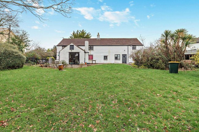 Blue House Farm, Peterstone Wentlooge, Cardiff CF3 2TR 8