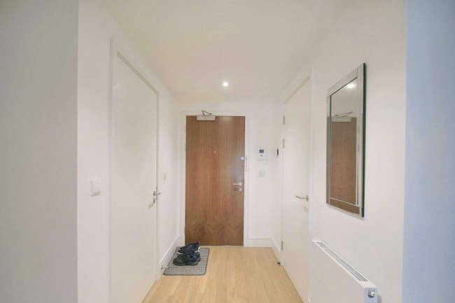 Apartment 5, Hippersley Point, 4 Tilson Bright Square, London SE2 9DR 7