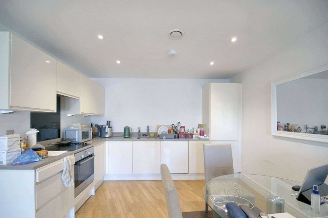 Apartment 5, Hippersley Point, 4 Tilson Bright Square, London SE2 9DR 7