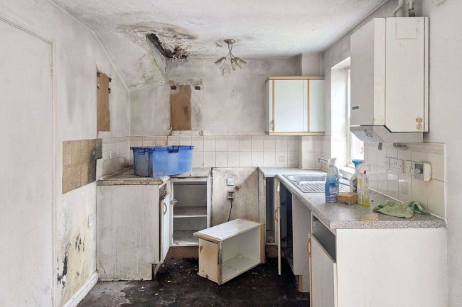 8 Wheeler Road, Maidenbower, Crawley, West Sussex, RH10 7UF 10