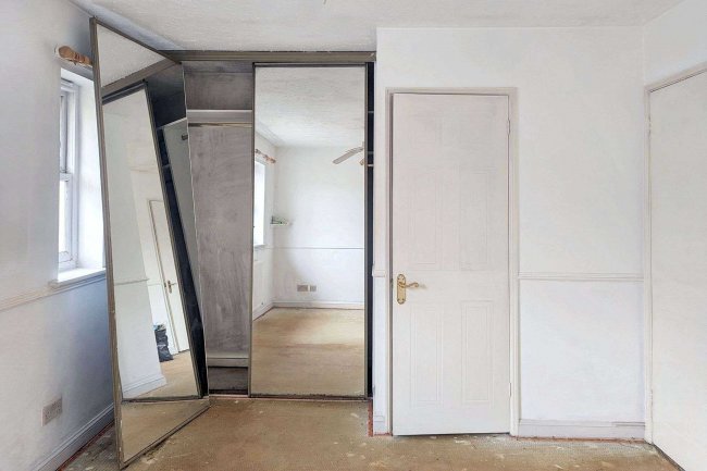 8 Wheeler Road, Maidenbower, Crawley, West Sussex, RH10 7UF 10