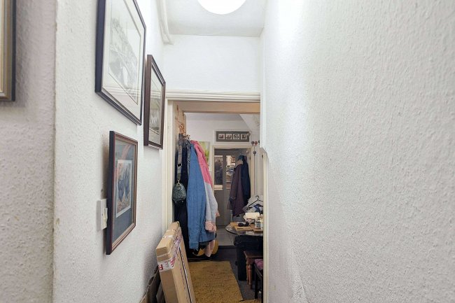 40a Donald Road, Croydon, CR0 3EP 8