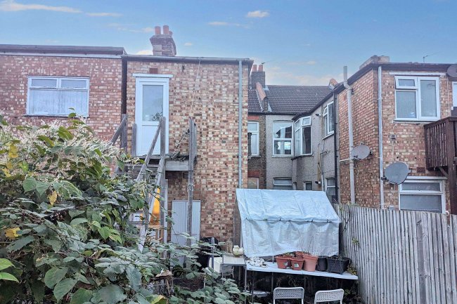 40a Donald Road, Croydon, CR0 3EP 8