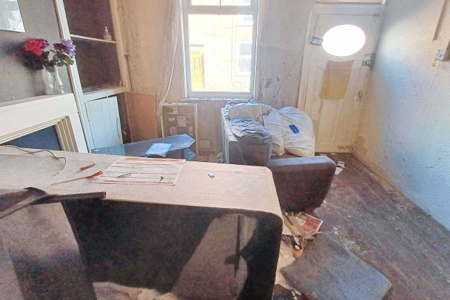 17 Stringer Street, Leigh, WN7 4BS 8