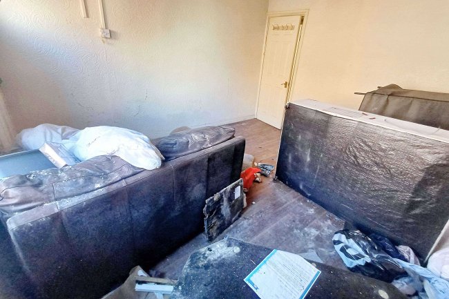 17 Stringer Street, Leigh, WN7 4BS 8