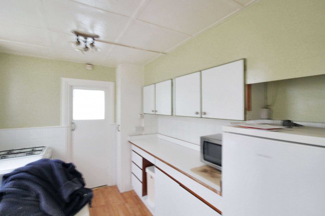 12 Friars Road, East Ham, London, E6 1LH 9