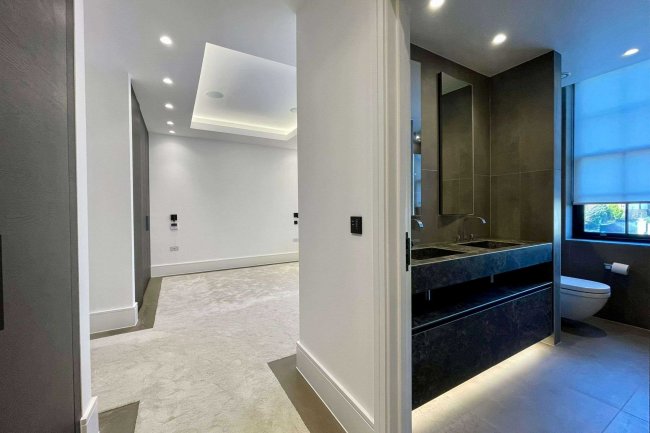 Apartment 3 Sereno House, 22 Beech Hill, Barnet, Hertfordshire, EN4 0JP 5