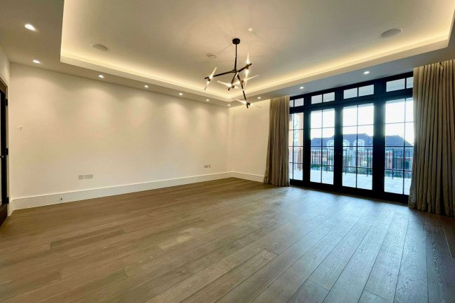 Apartment 3 Sereno House, 22 Beech Hill, Barnet, Hertfordshire, EN4 0JP 5