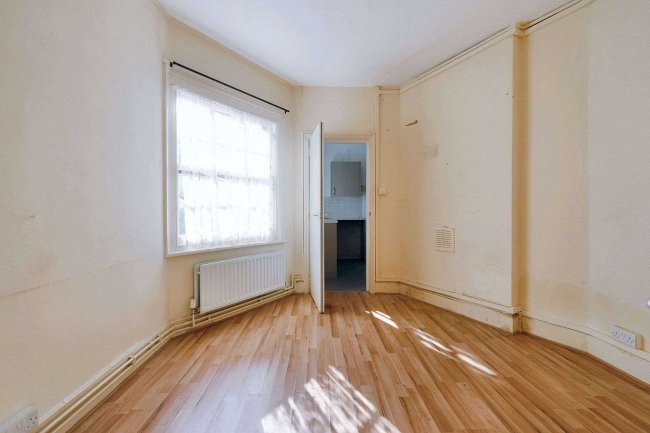 13 Cardigan Street, Kennington, London, SE11 5PE 8