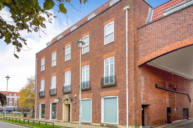 4-24 Howardsgate, 6-8 Wigmores South, Denmark House, Windsor House and York House, Welwyn Garden City AL8 6BQ 3