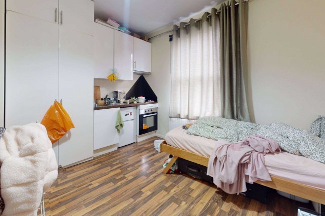 Flats 1-6, 42 Leamore Street, Hammersmith,  London, W6 0JZ 10