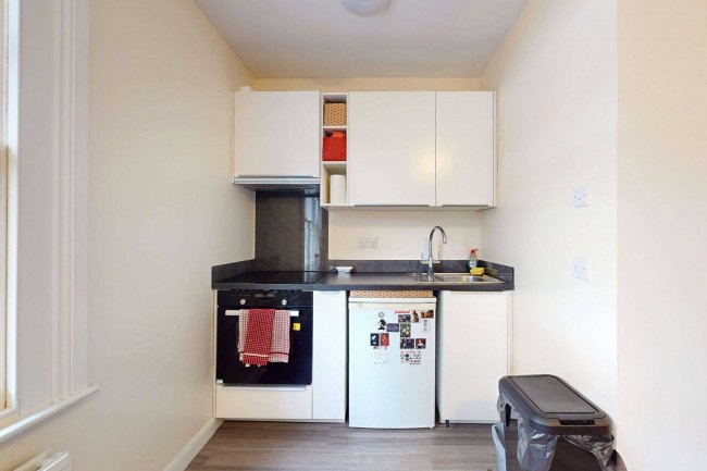 Flats 1-6, 42 Leamore Street, Hammersmith,  London, W6 0JZ 10