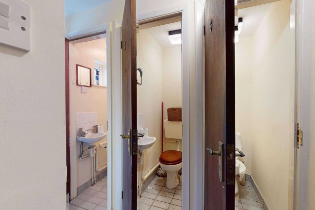 Flats 1-6, 42 Leamore Street, Hammersmith,  London, W6 0JZ 10