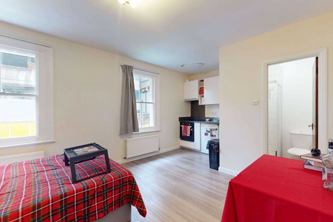 Flats 1-6, 42 Leamore Street, Hammersmith,  London, W6 0JZ 10