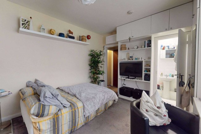 Flats 1-6, 42 Leamore Street, Hammersmith,  London, W6 0JZ 10