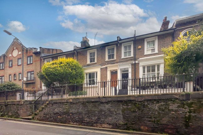 Flats 1-6, 42 Leamore Street, Hammersmith,  London, W6 0JZ 10